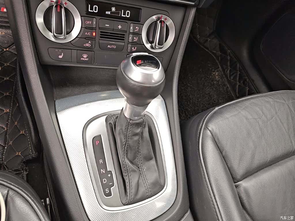 Audi Q3, 2016 14