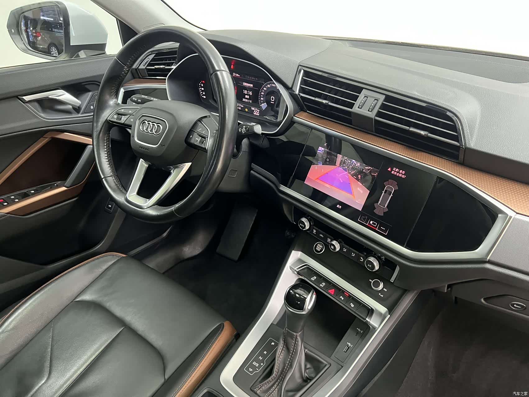 Audi Q3, 2021 9