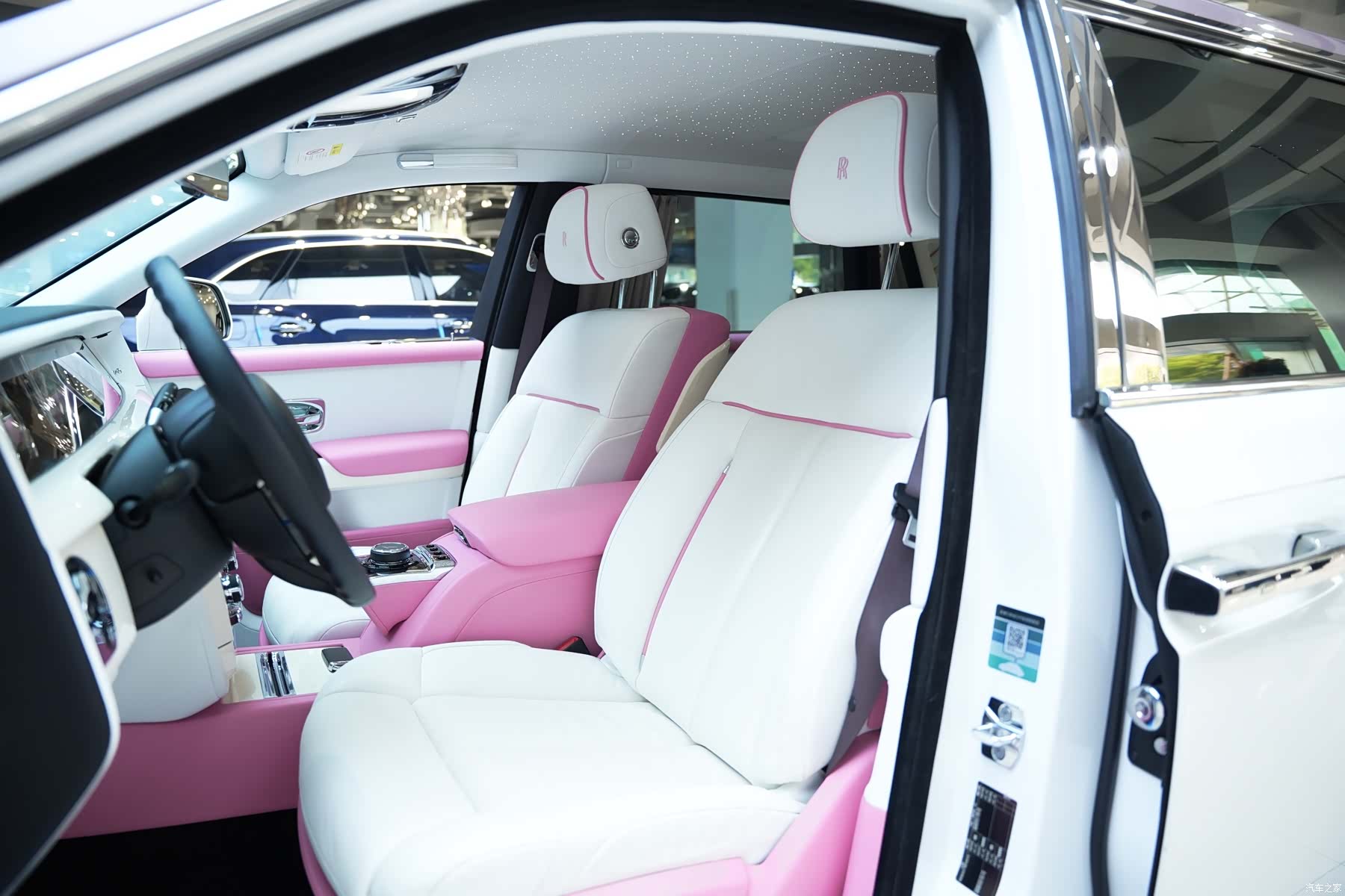 Rolls-Royce Phantom, 2021 9