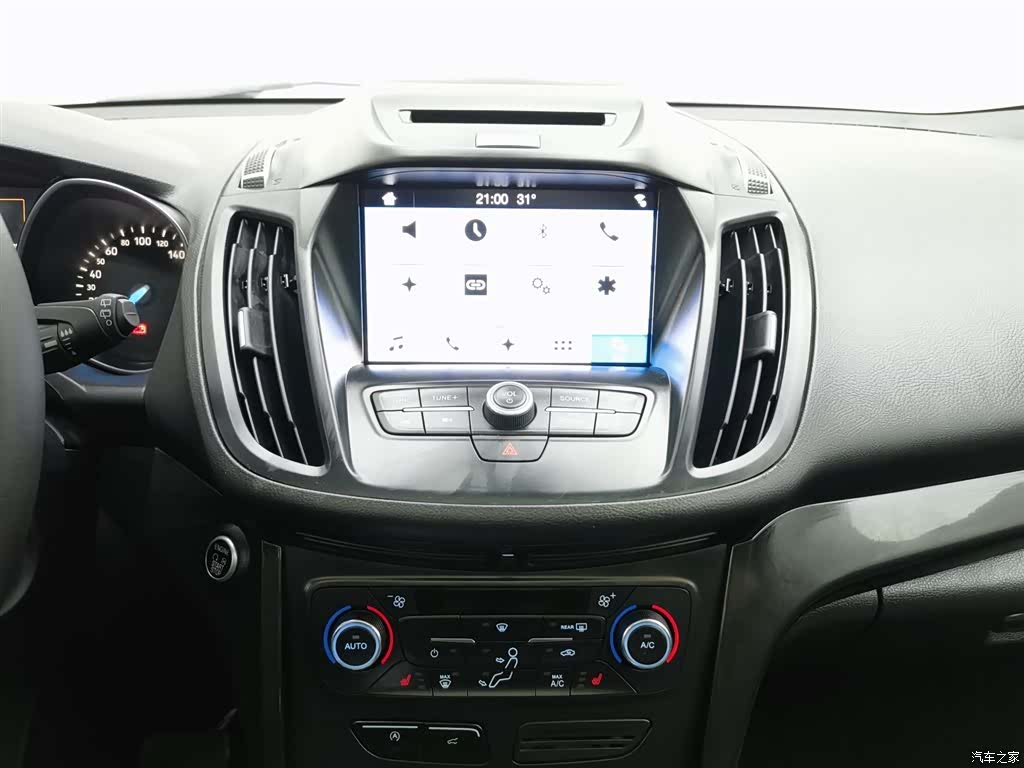 Ford Kuga, 2017 12