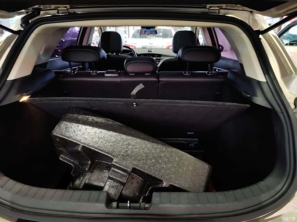 Geely Emgrand, 2017 19