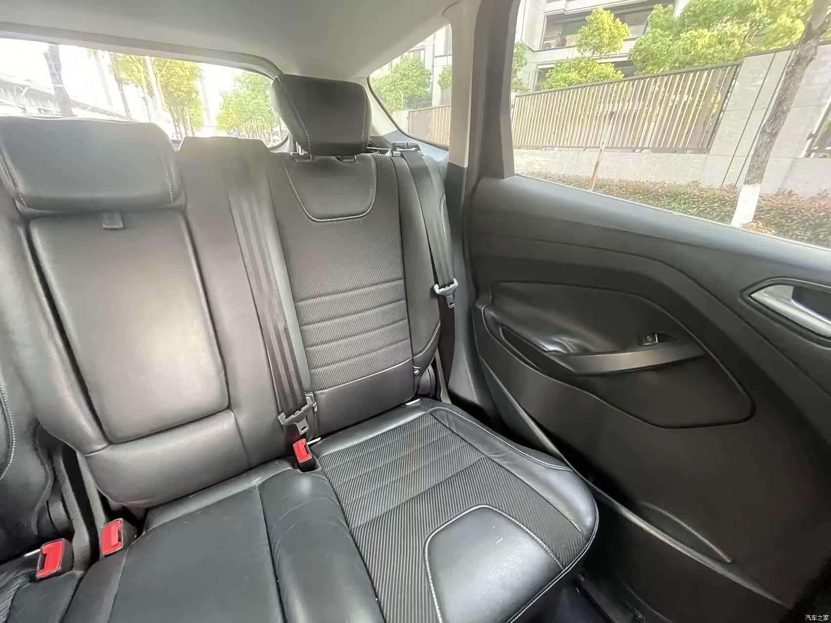 Ford Kuga, 2013 13