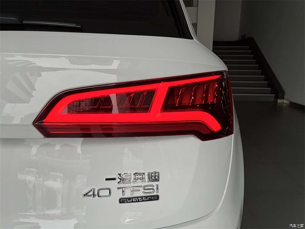 Audi Q5L, 2019 12