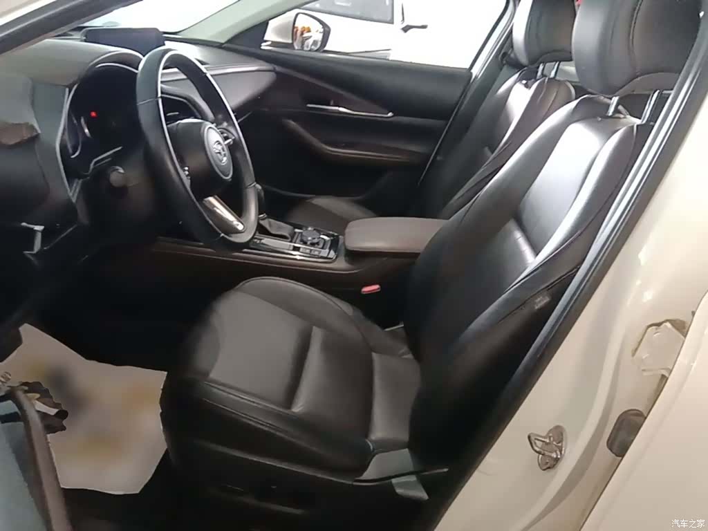 Mazda CX-30, 2021 11