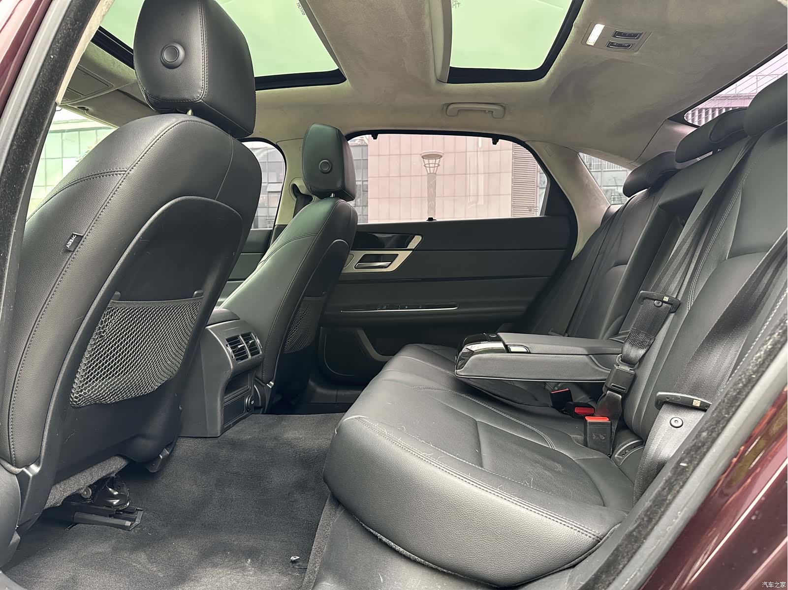 Land Rover XFL, 2018 13