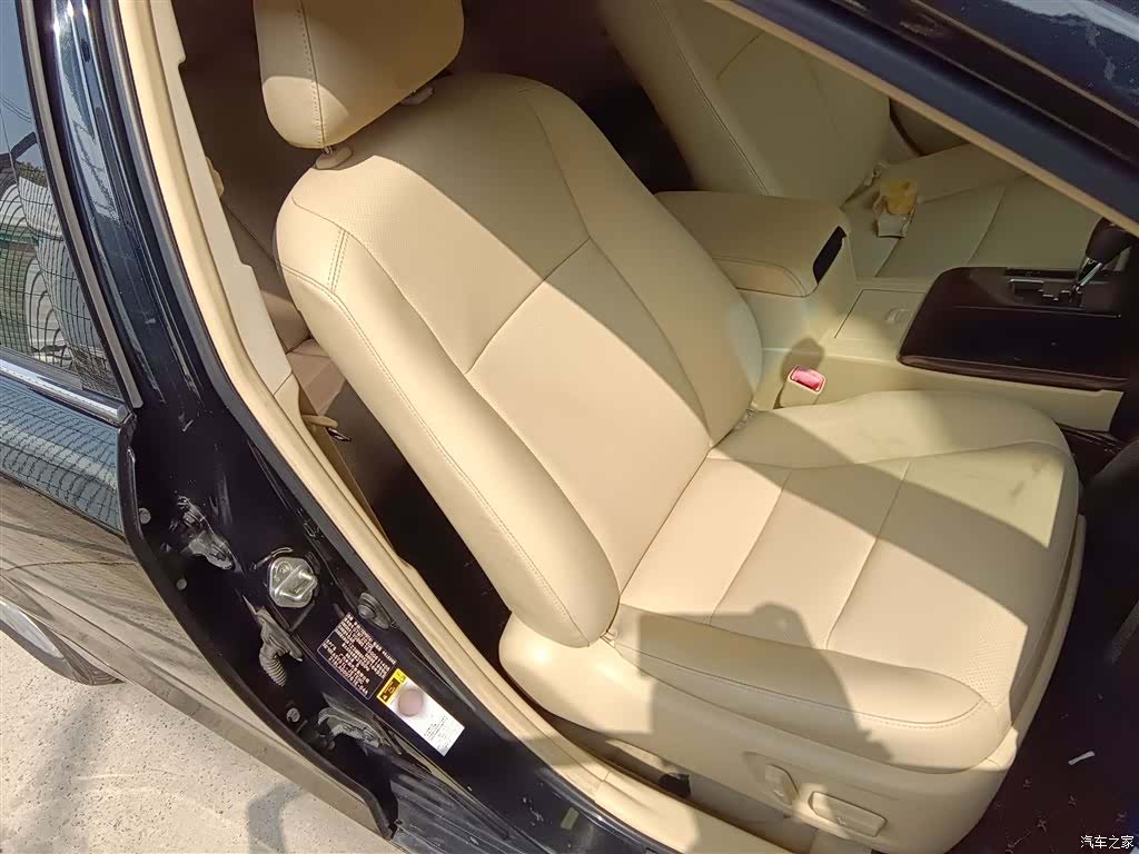 Toyota Camry, 2016 25