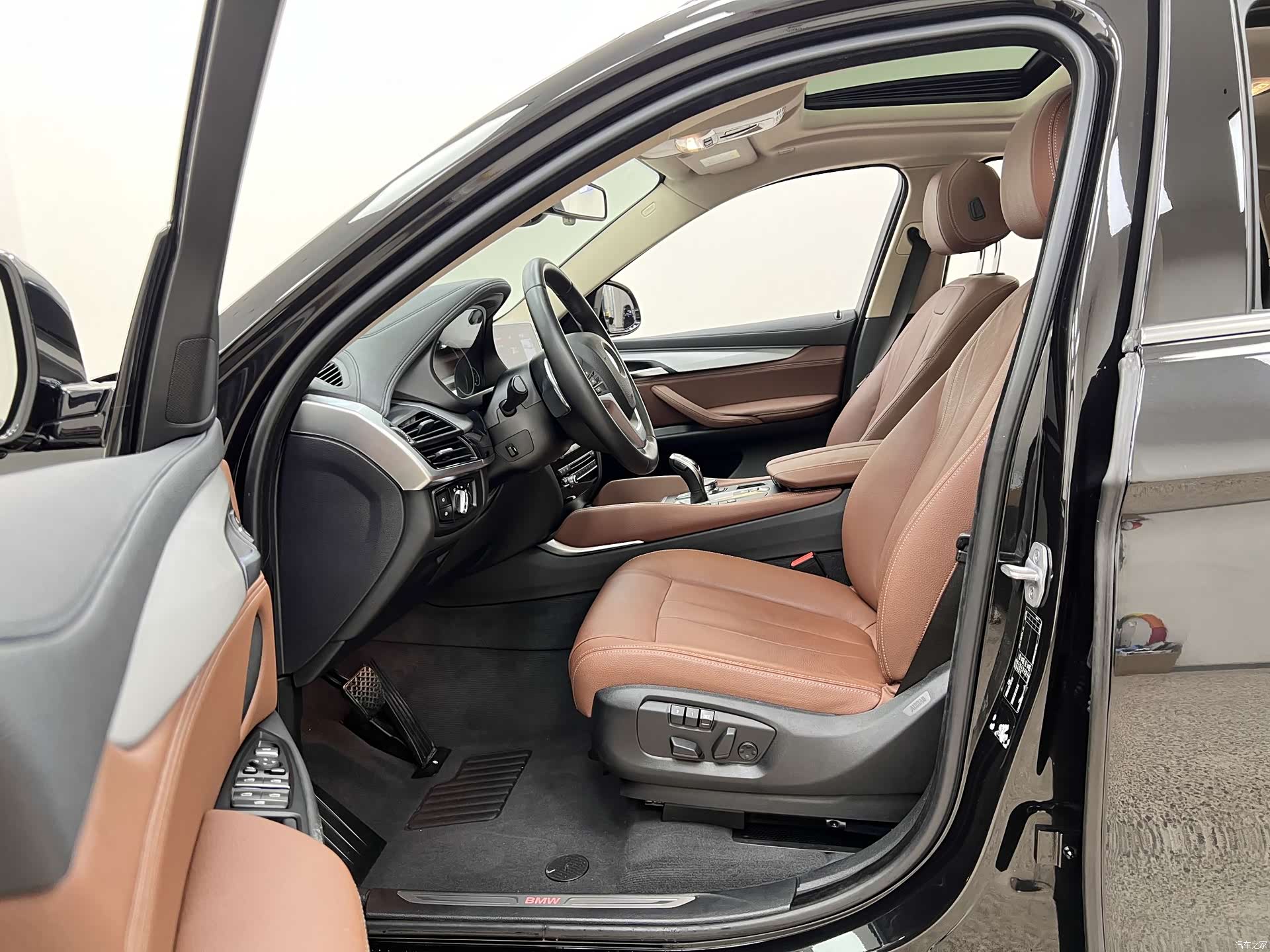 BMW X6, 2019 11