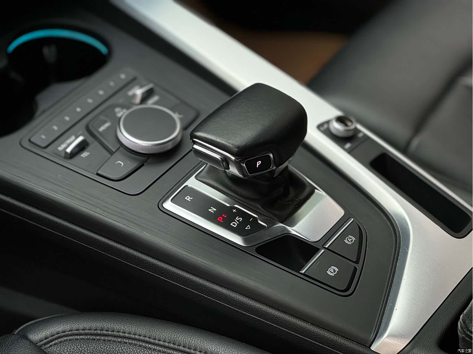 Audi A4L, 2019 10