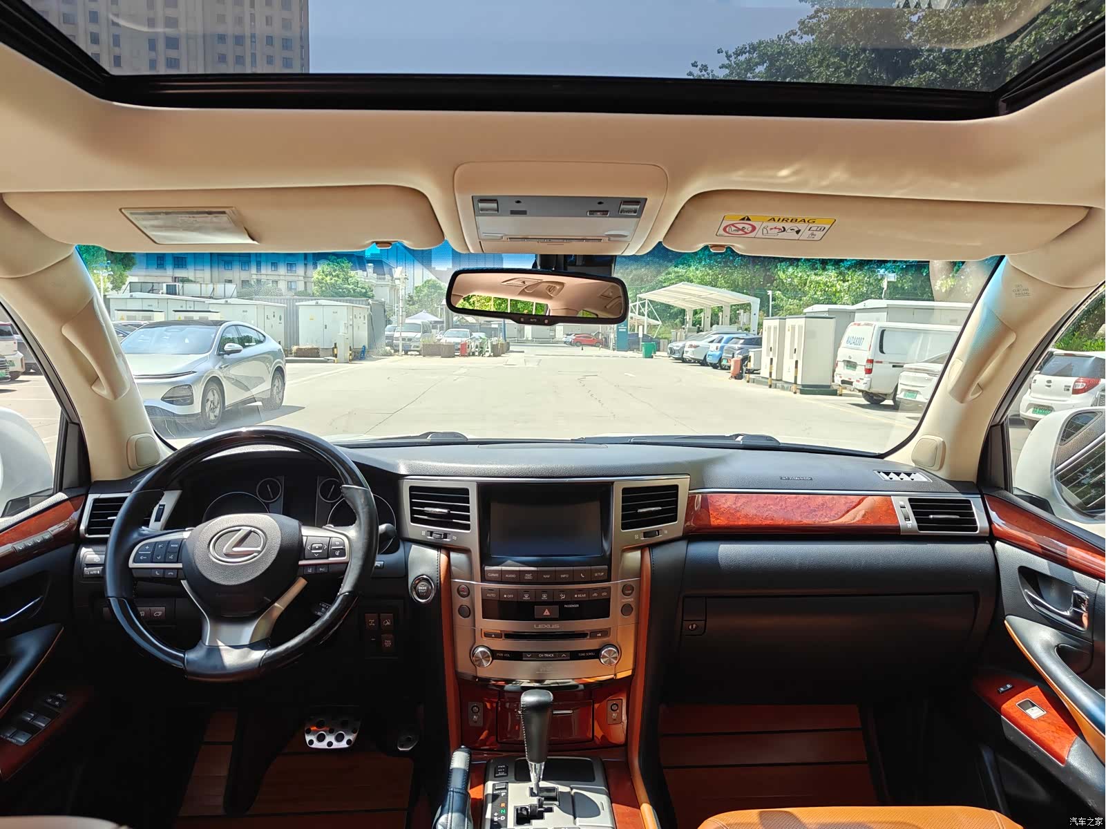 Lexus LX, 2016 4