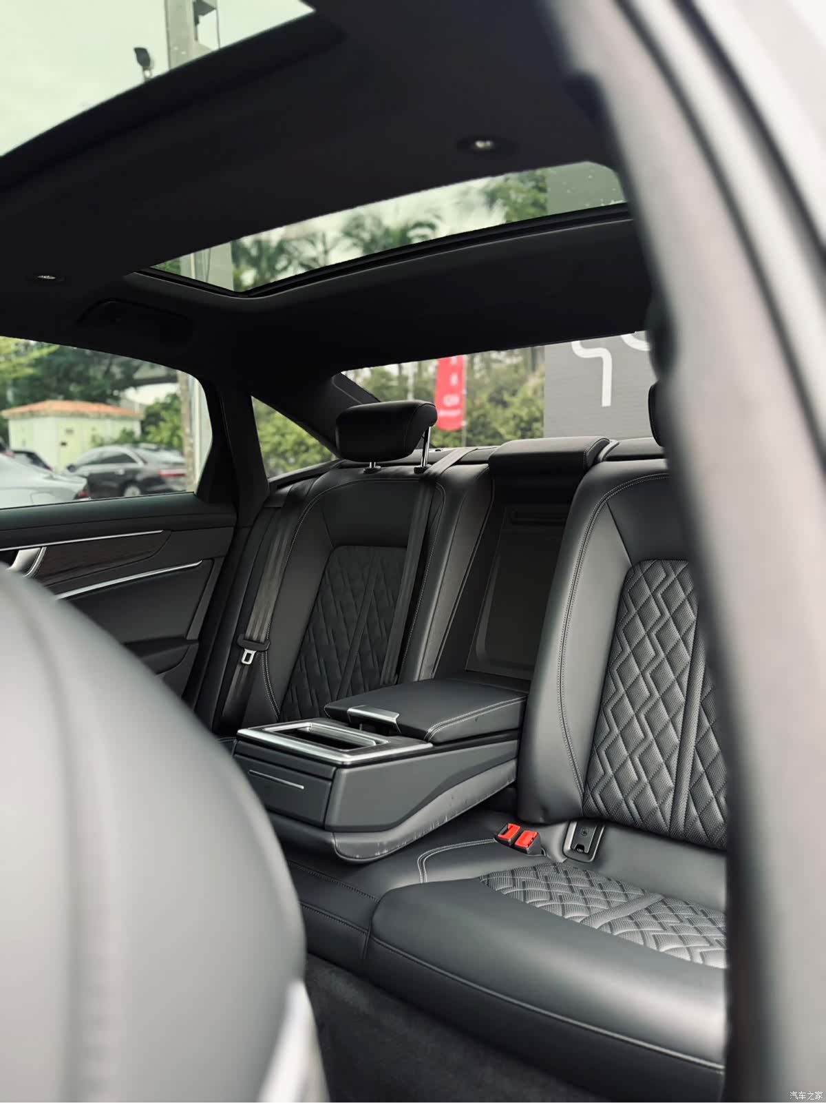 Audi A6L, 2026 10