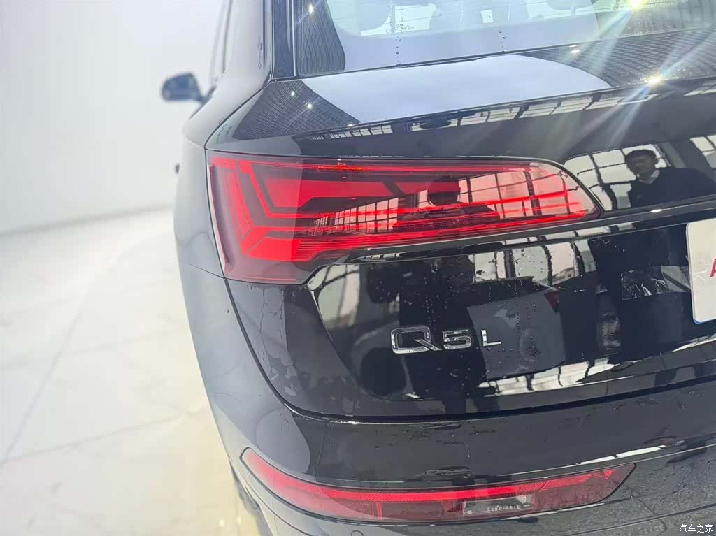 Audi Q5L, 2025 12