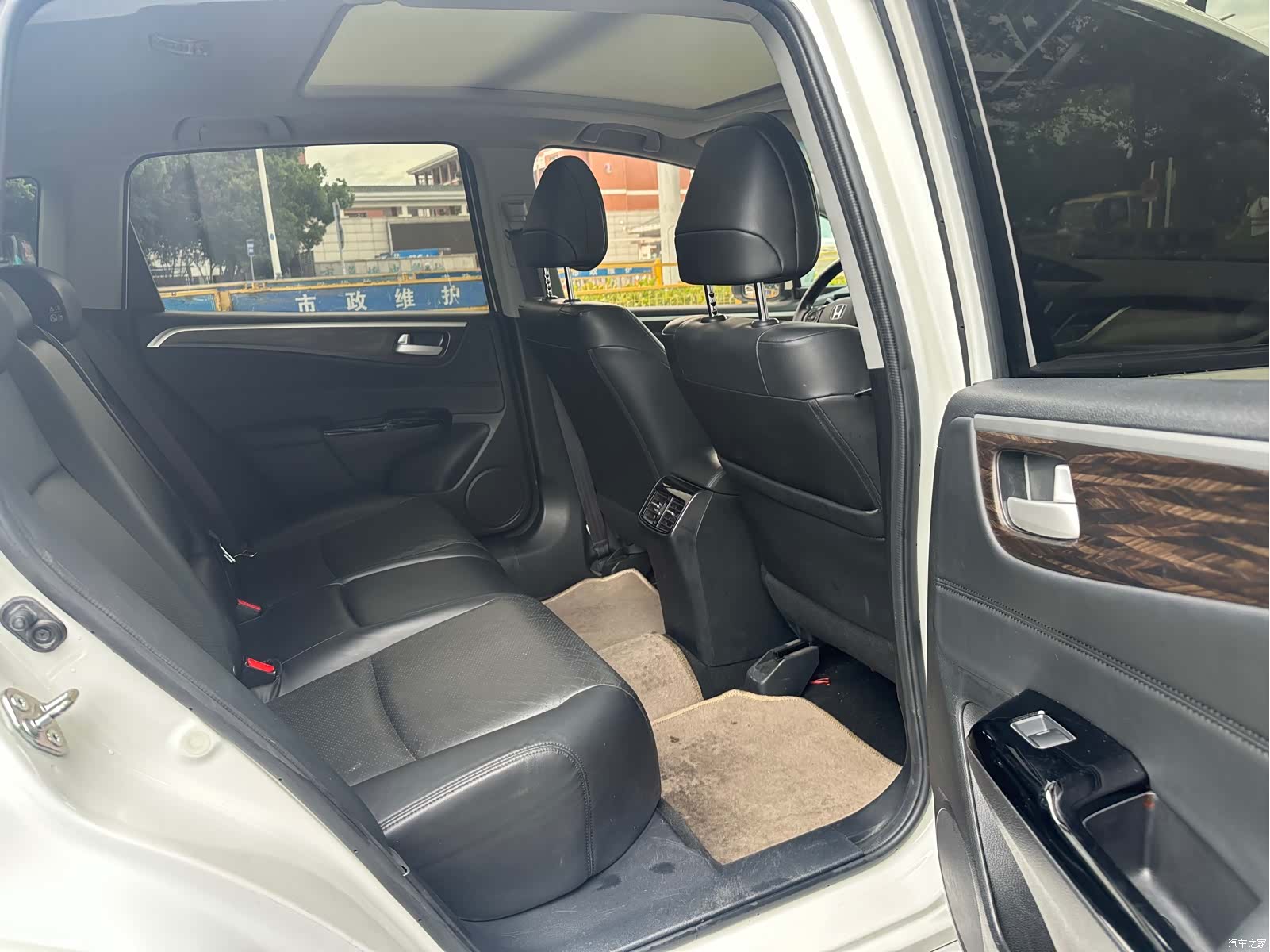 Honda Jade, 2017 12