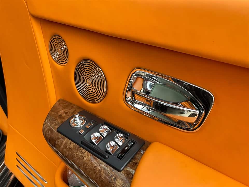 Rolls-Royce Phantom