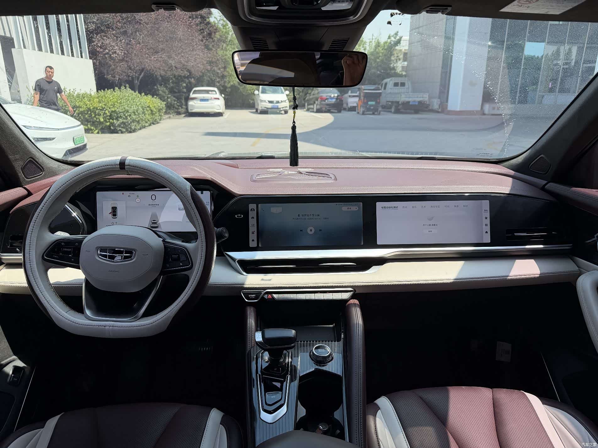 Geely Xingyue L, 2021 6