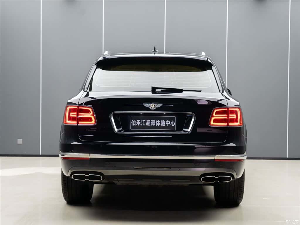 Bentley Bentayga, 2020 8