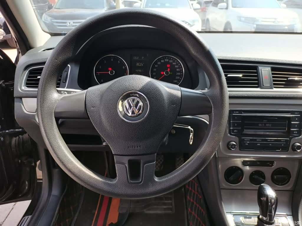 Volkswagen Lavida, 2017 11