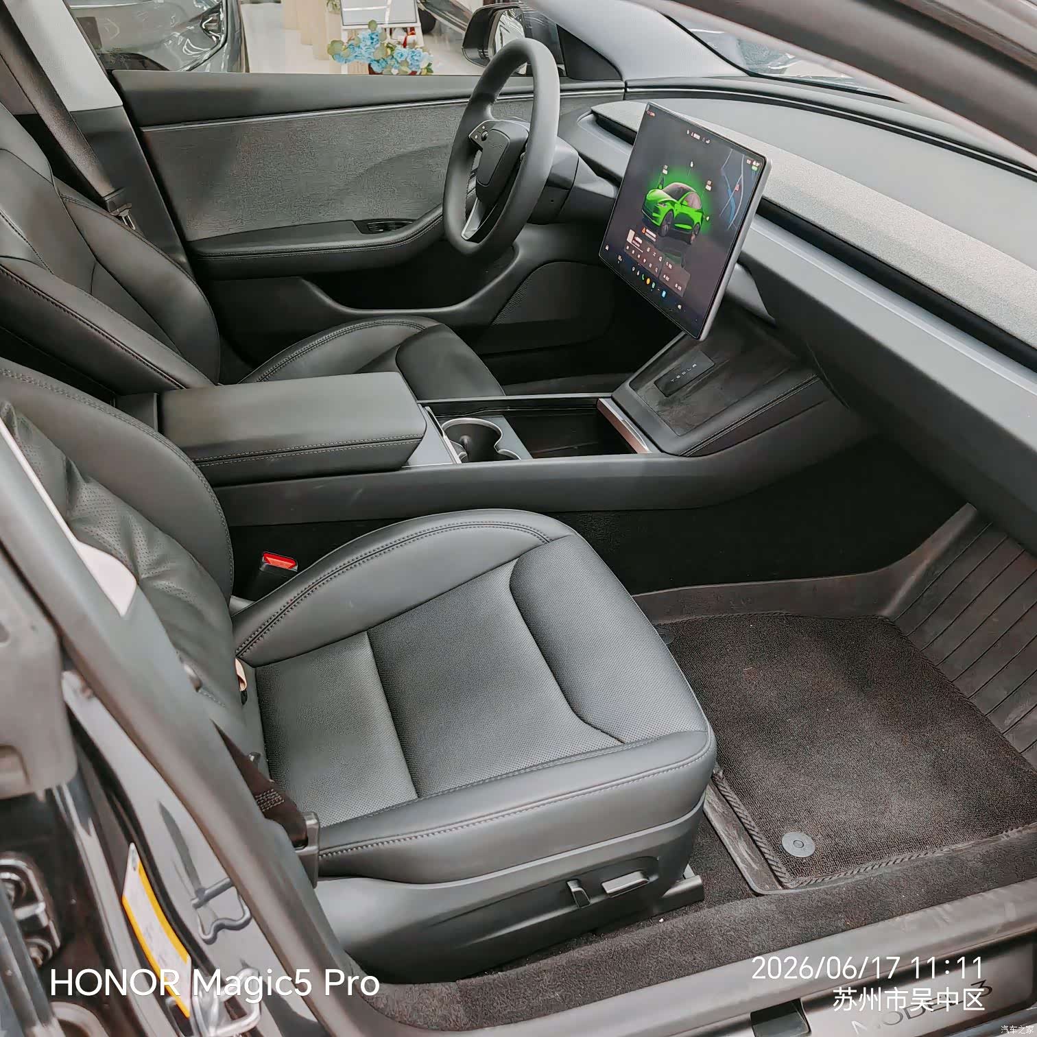 Tesla Model 3, 2025 11