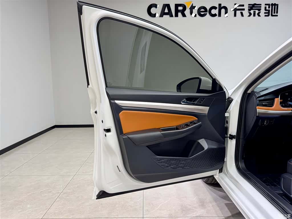 Volkswagen Bora, 2025 16