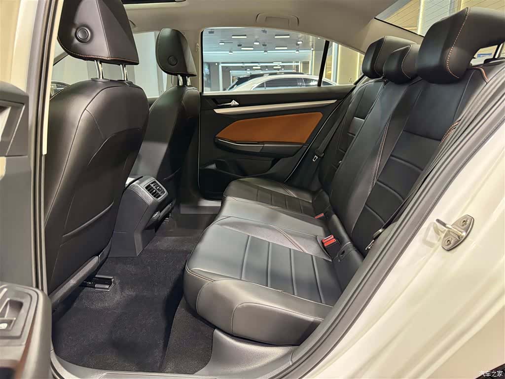 Volkswagen Bora, 2025 26