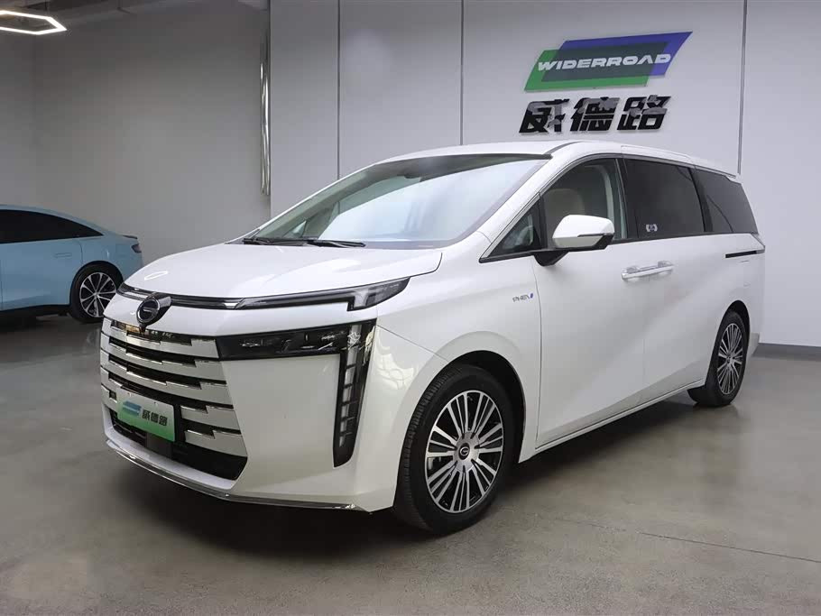 GAC E8 PHEV