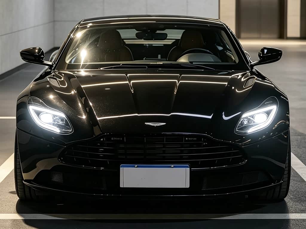 Aston Martin DB11