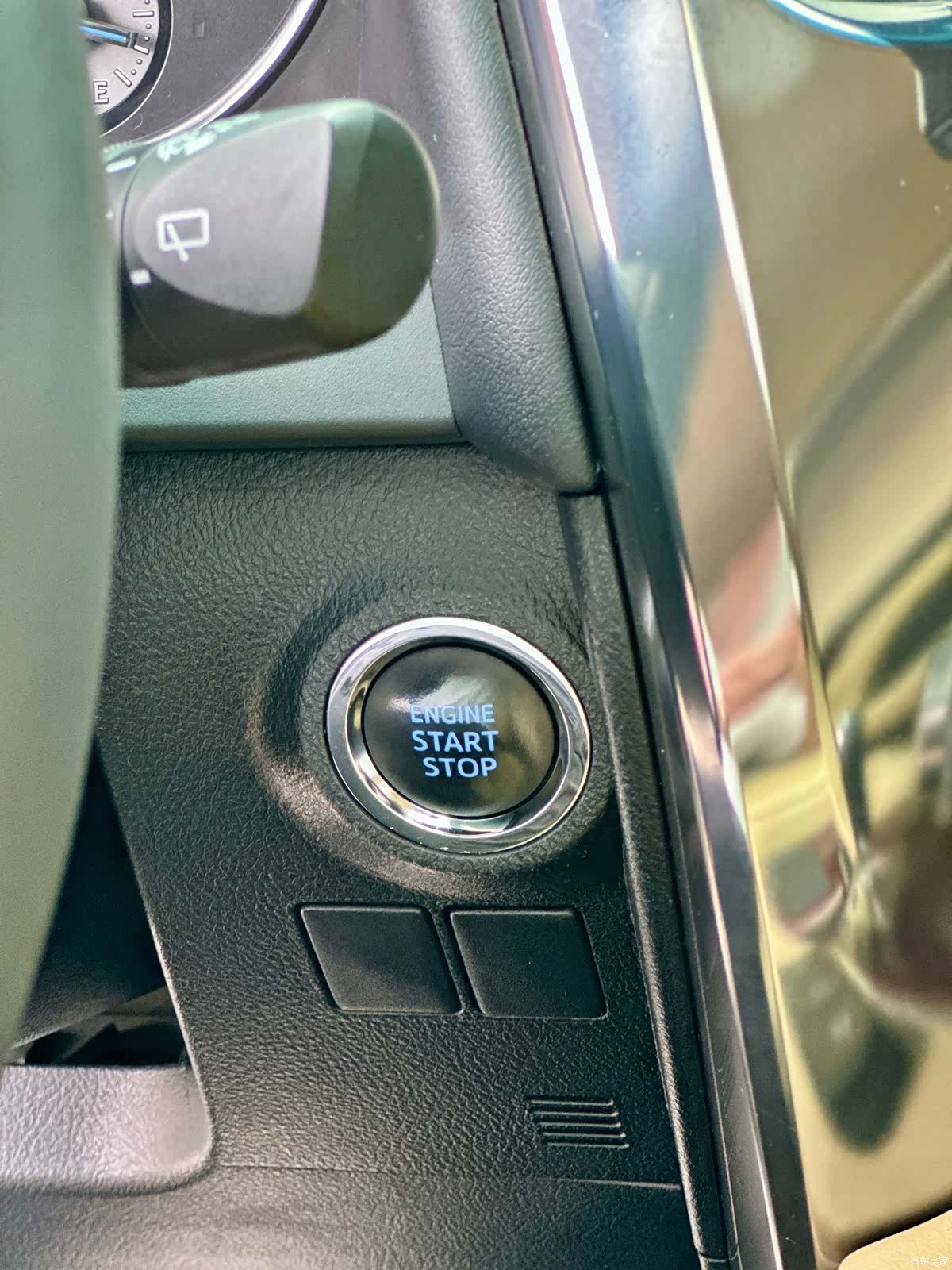 Toyota Alphard, 2016 35