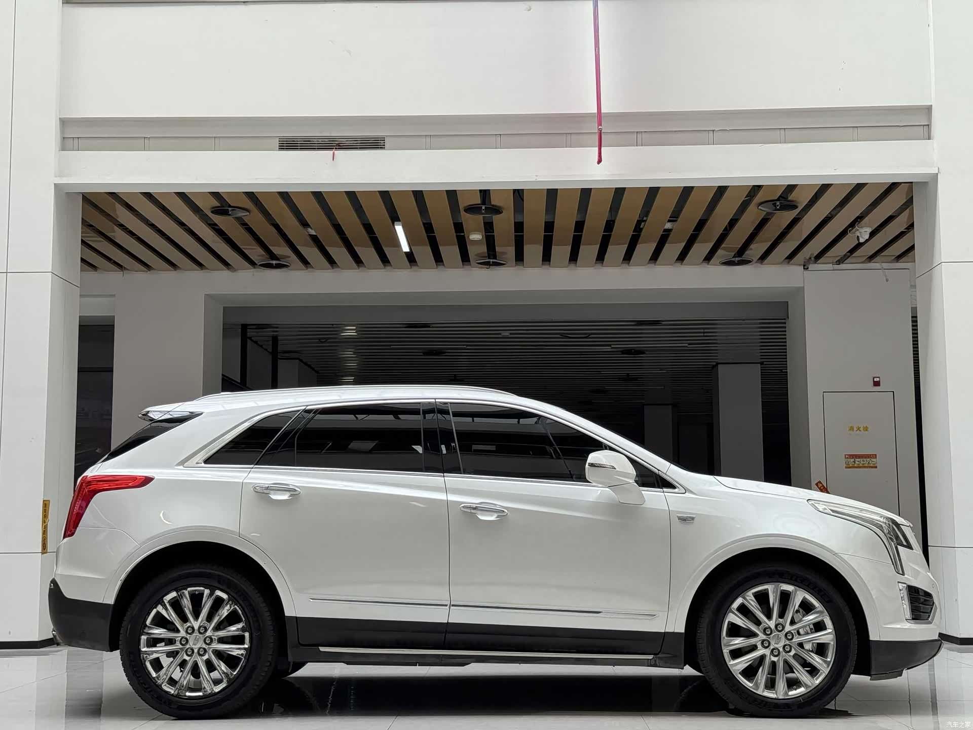 Cadillac XT5, 2017 4
