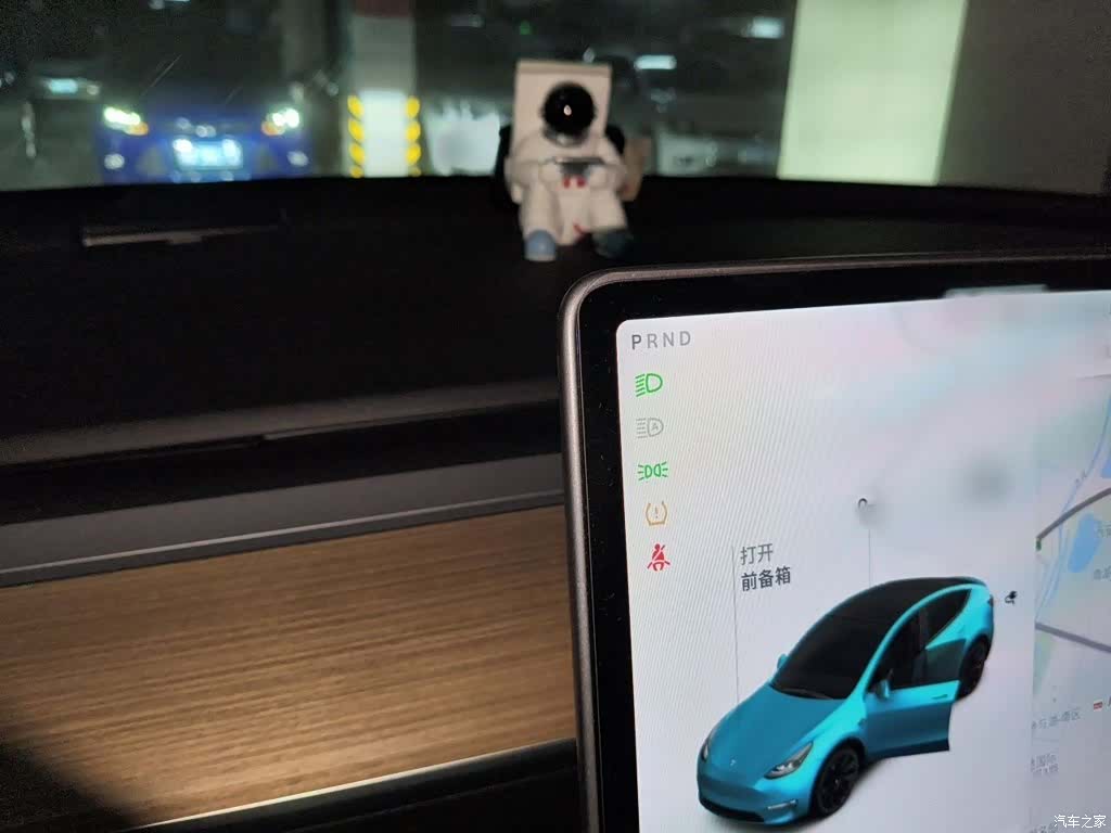 Tesla Model Y, 2021 4