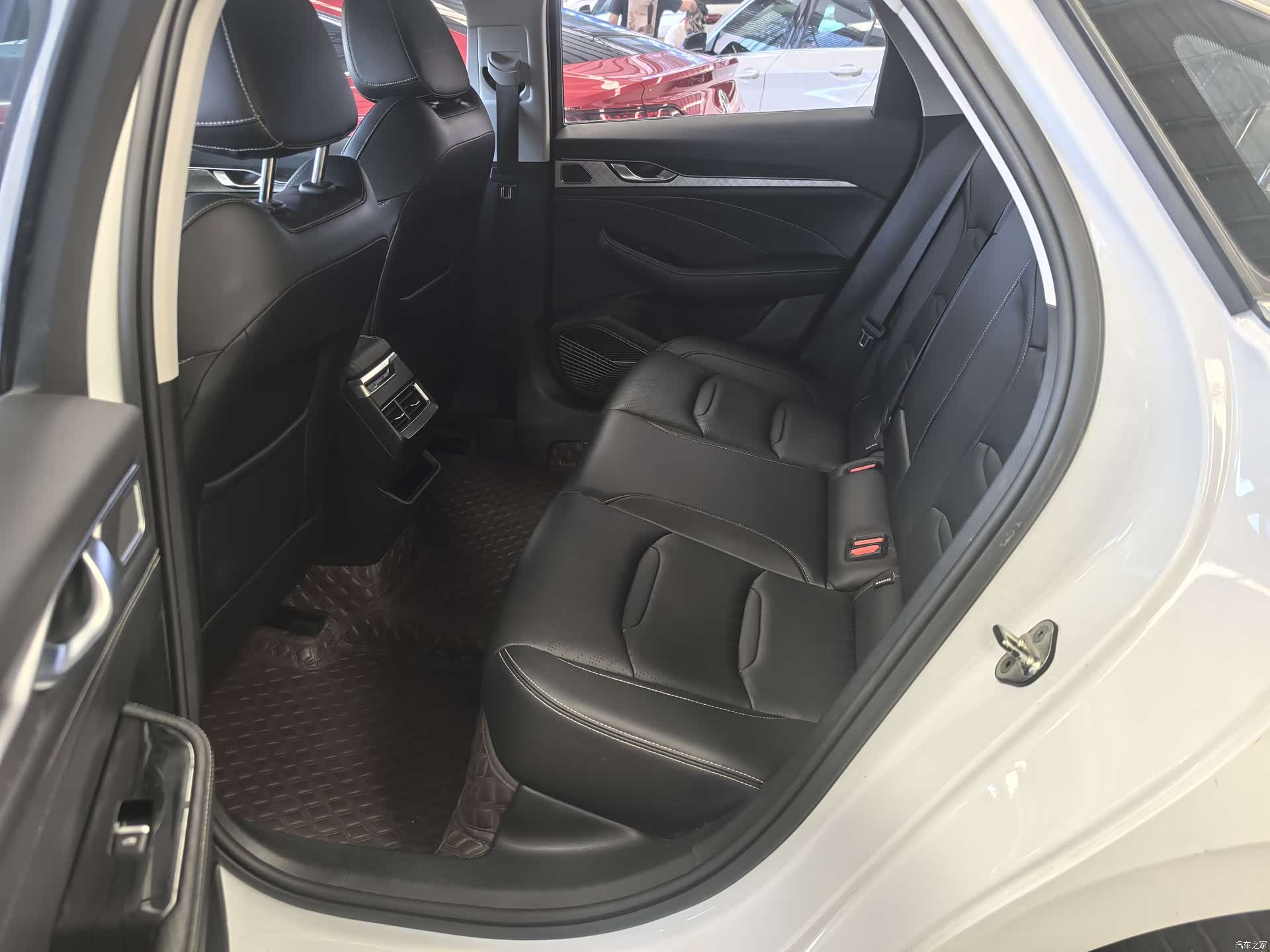 Geely Preface, 2021 все фото