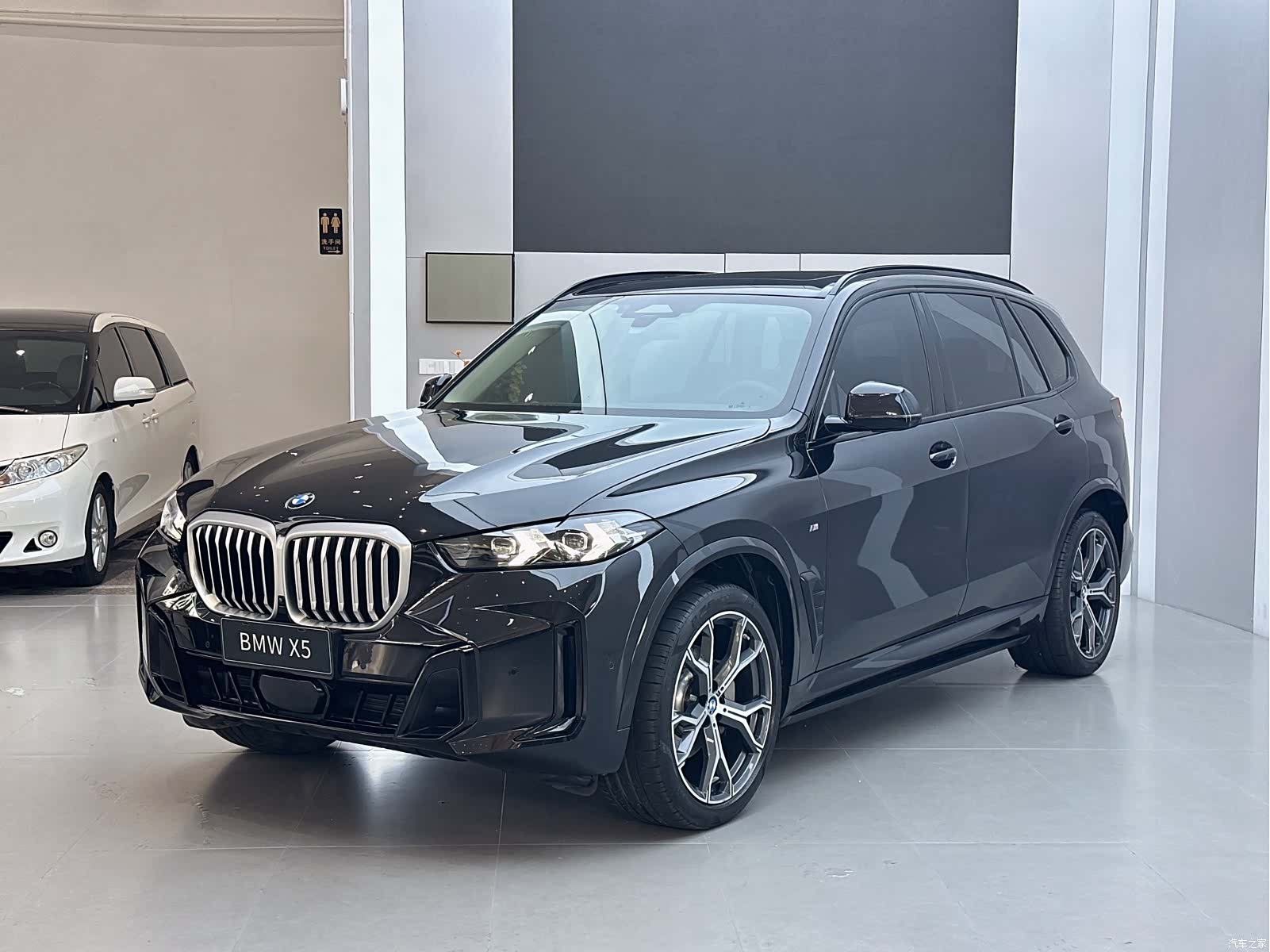 BMW X5, 2023 1