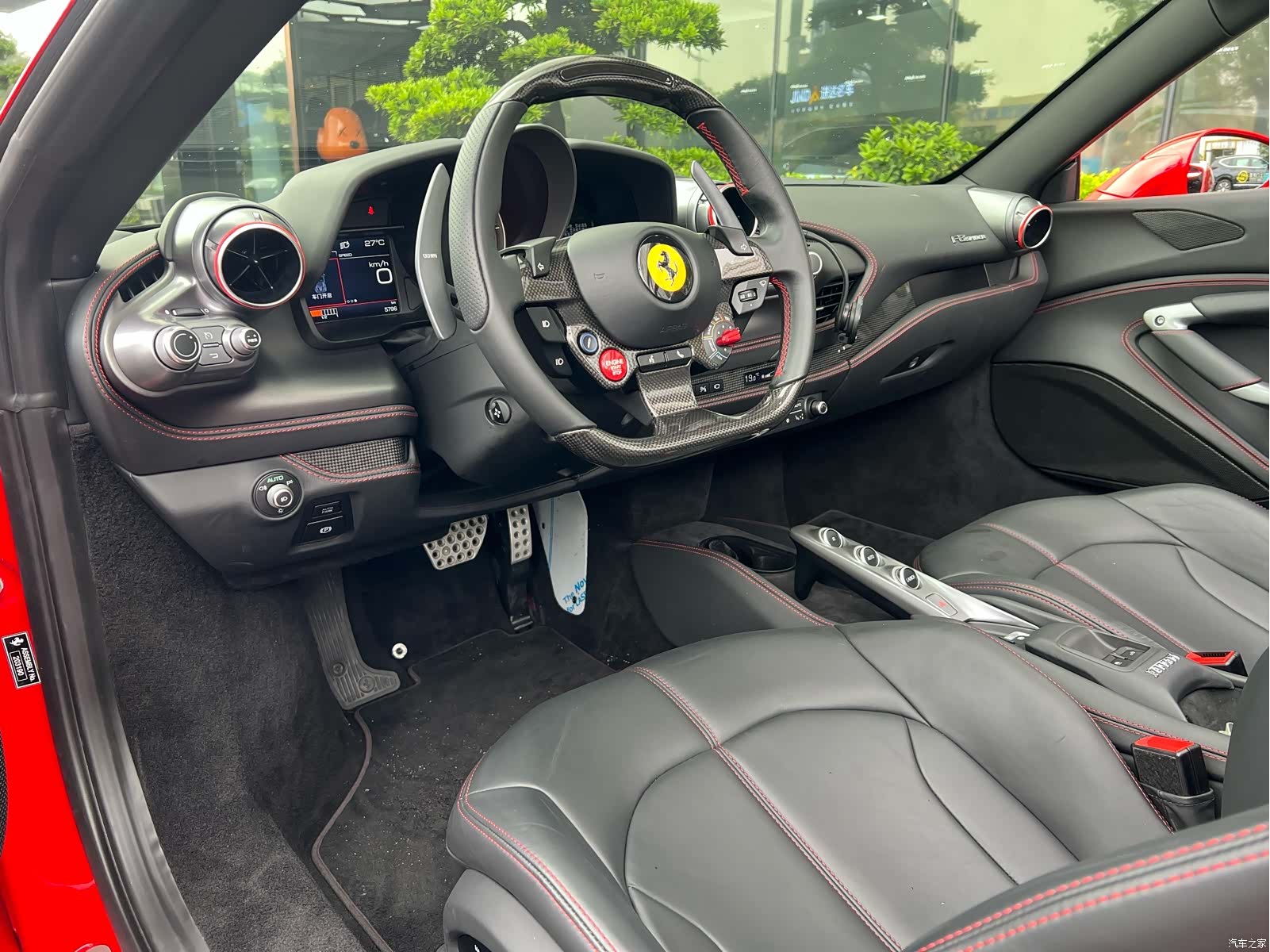 Ferrari F8, 2023 6