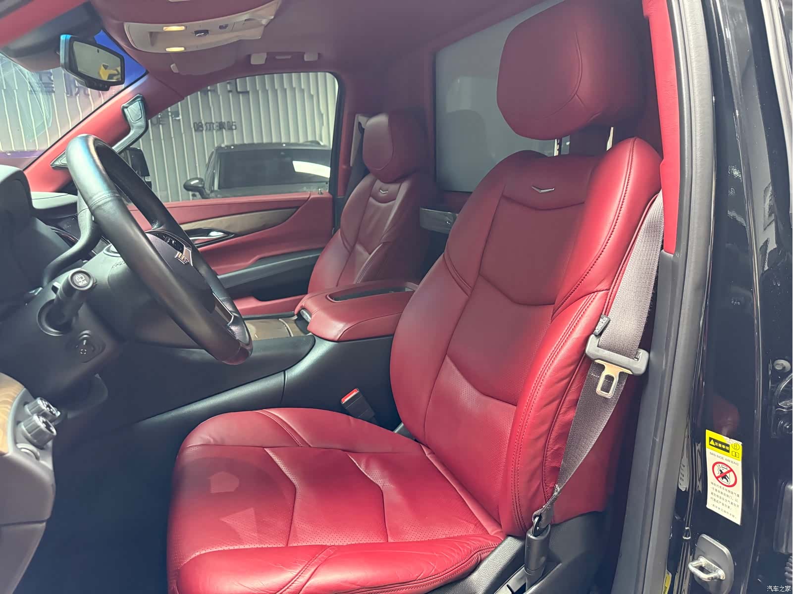 Cadillac Escalade, 2018 10