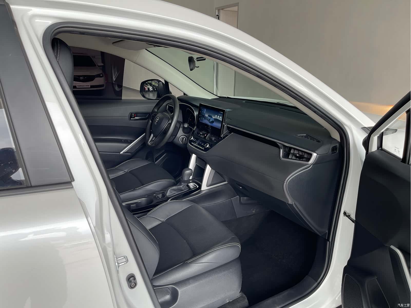 Toyota Frontlander, 2025 18