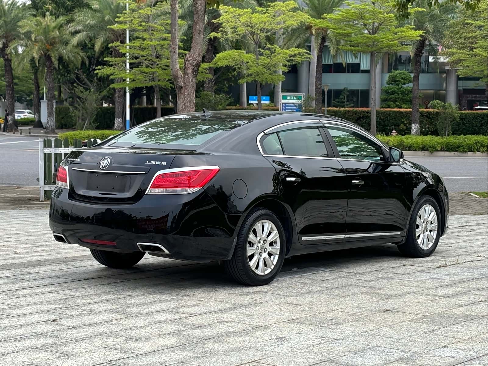 Buick LaCrosse, 2013 6