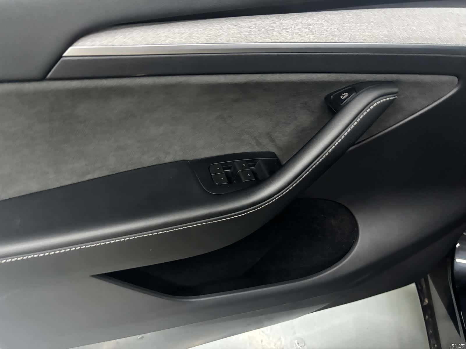 Tesla Model Y, 2024 все фото