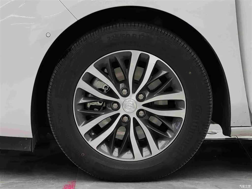 Buick GL8, 2024 4
