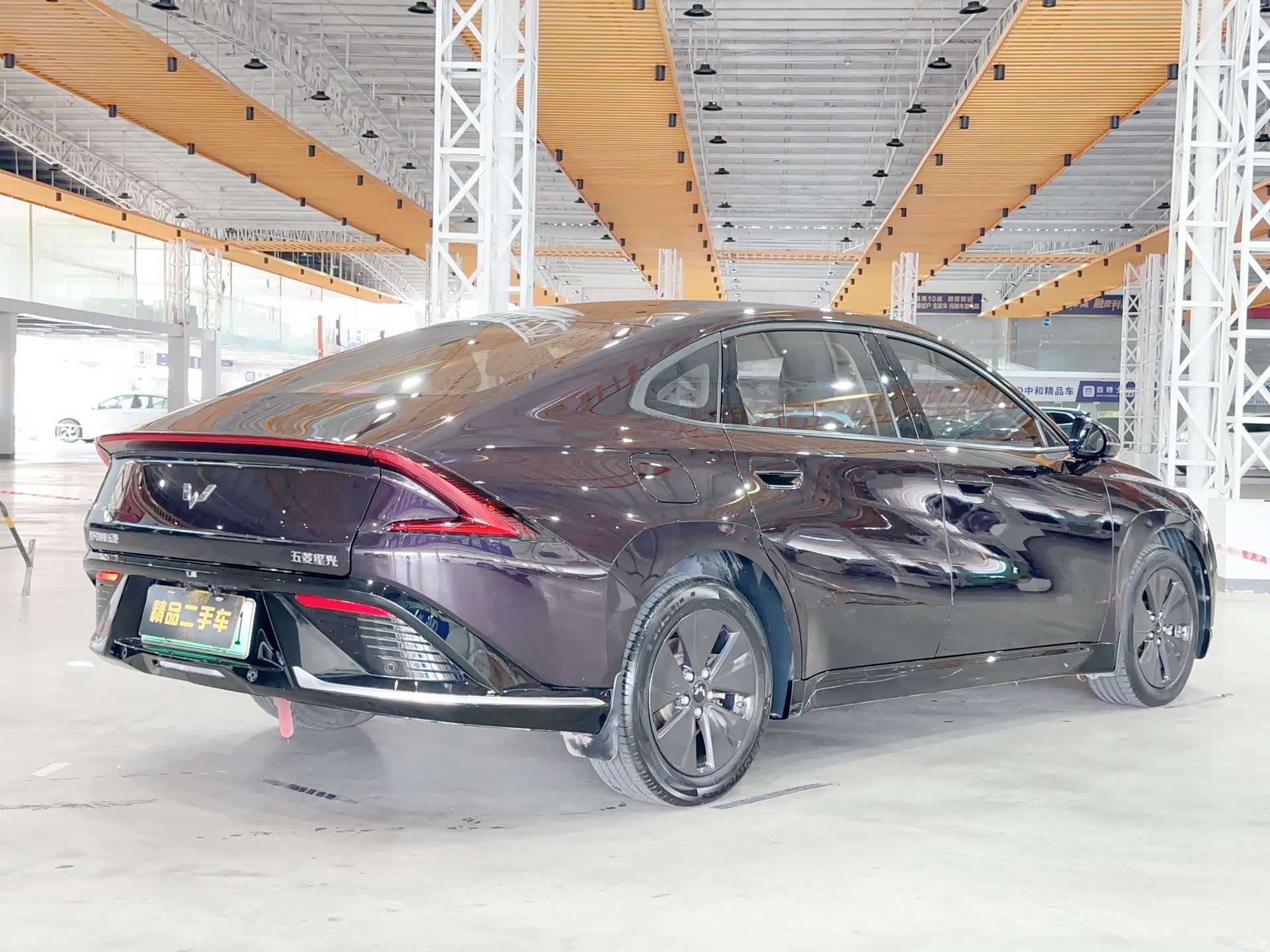 Wuling Starlight, 2024 6