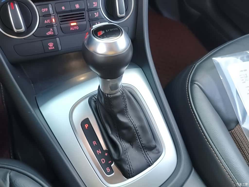 Audi Q3, 2017 14