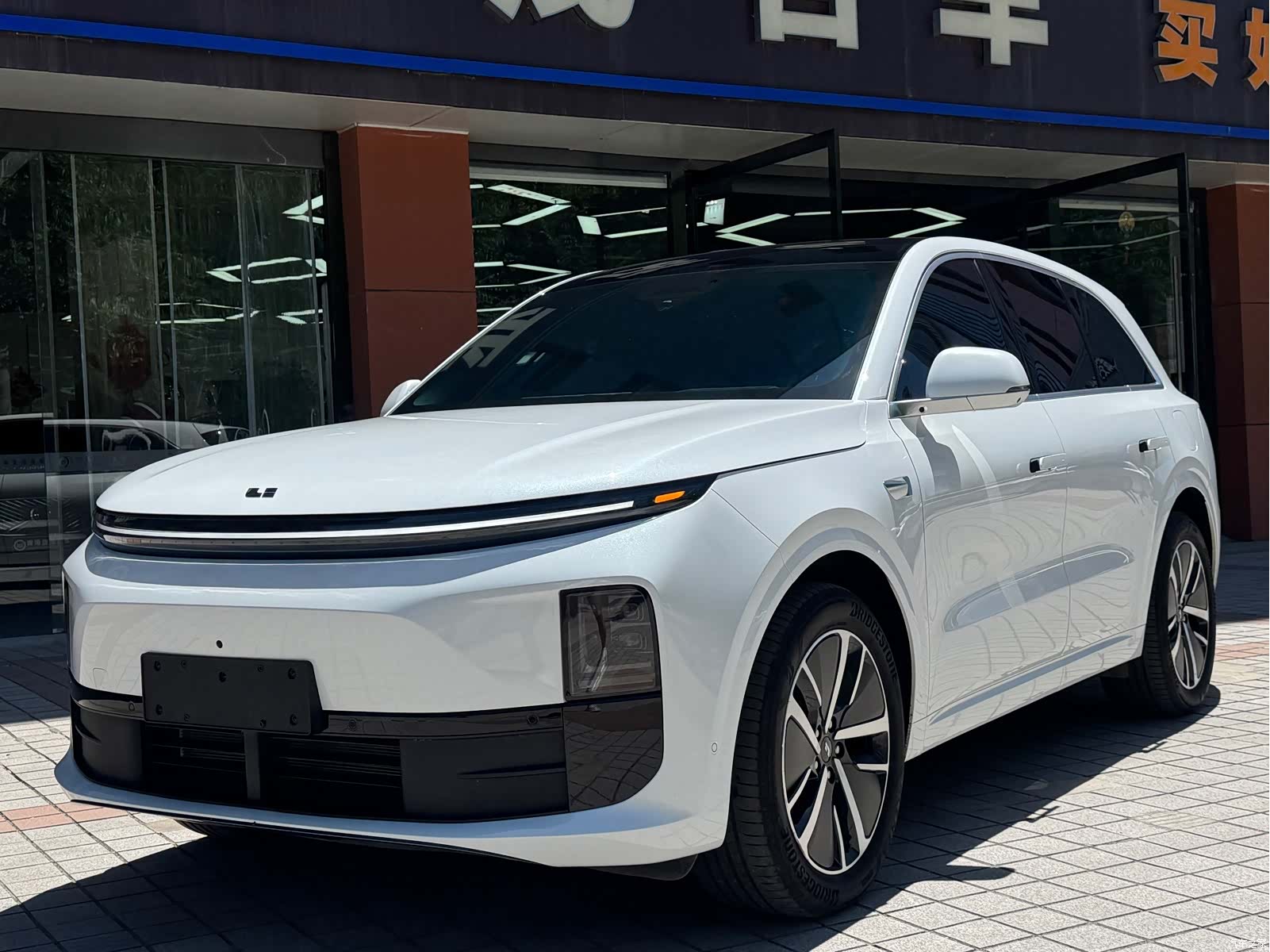 Li Auto L6, 2024 1