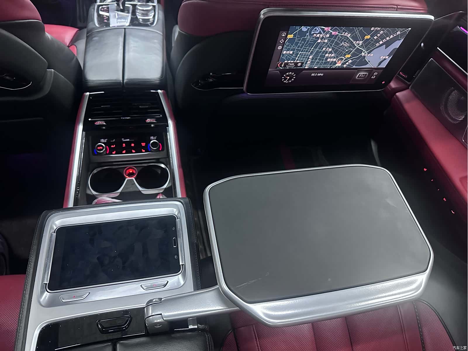 BMW 7 Series, 2019 10