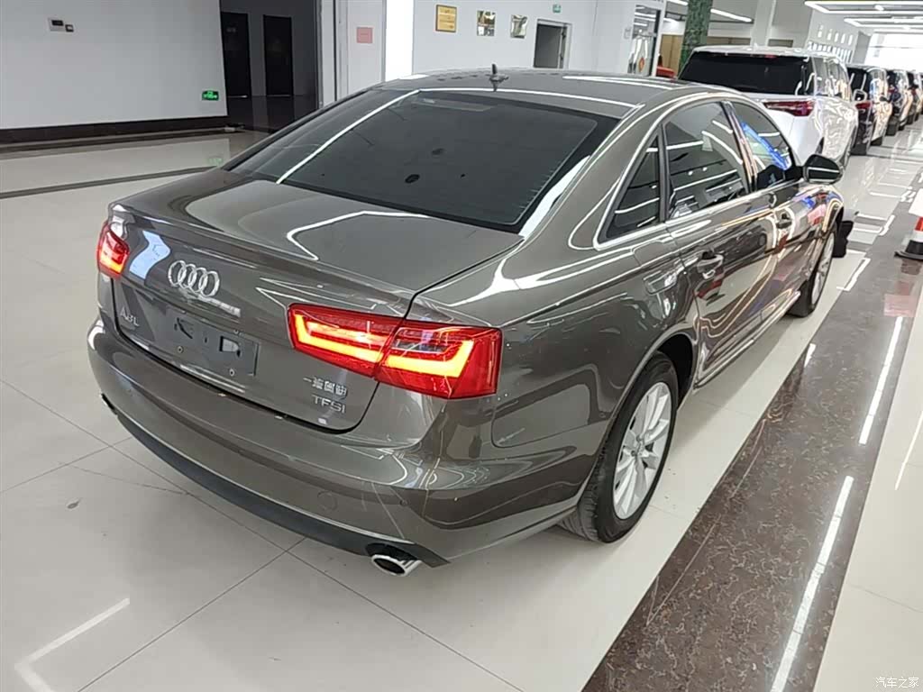 Audi A6L, 2014 7