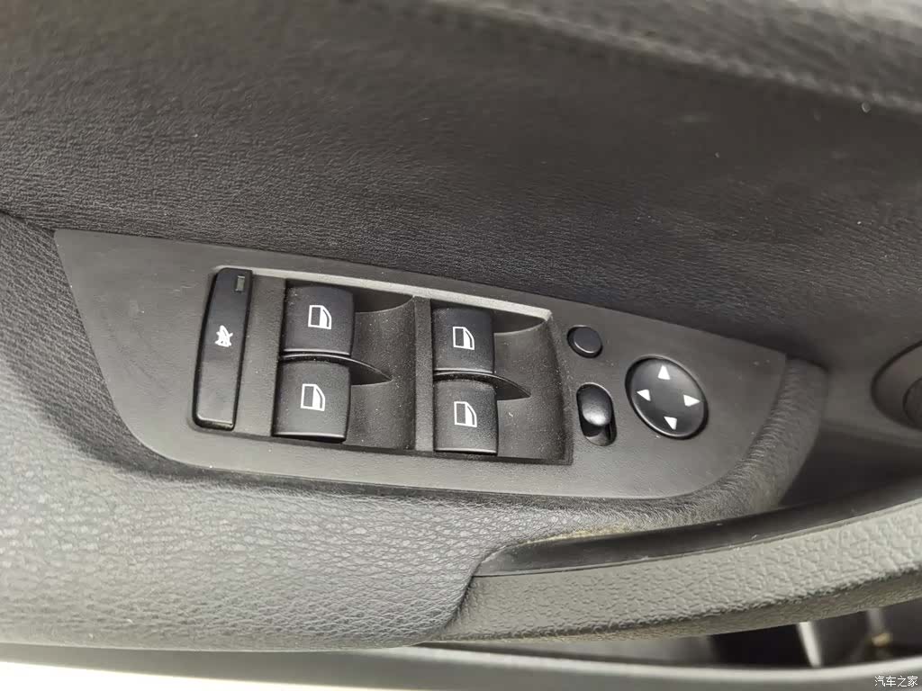 BMW X1, 2012 9