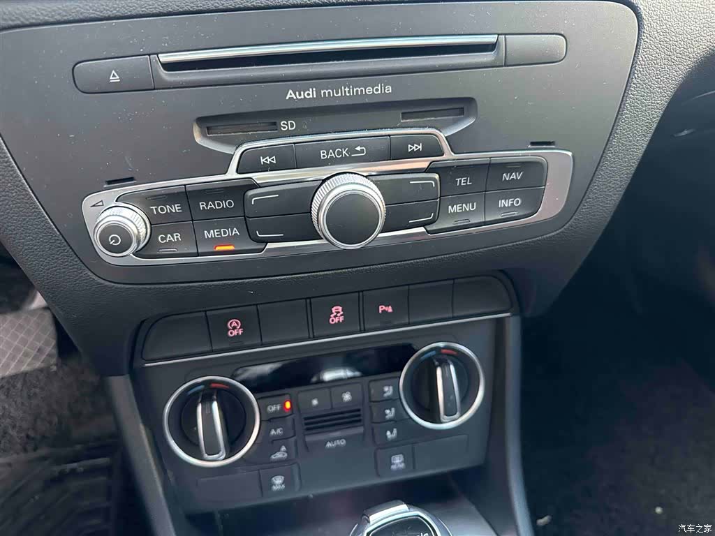 Audi Q3, 2018 14