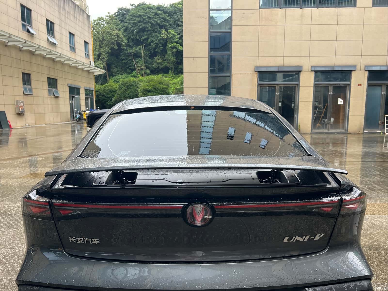 Changan UNI-V, 2026 10
