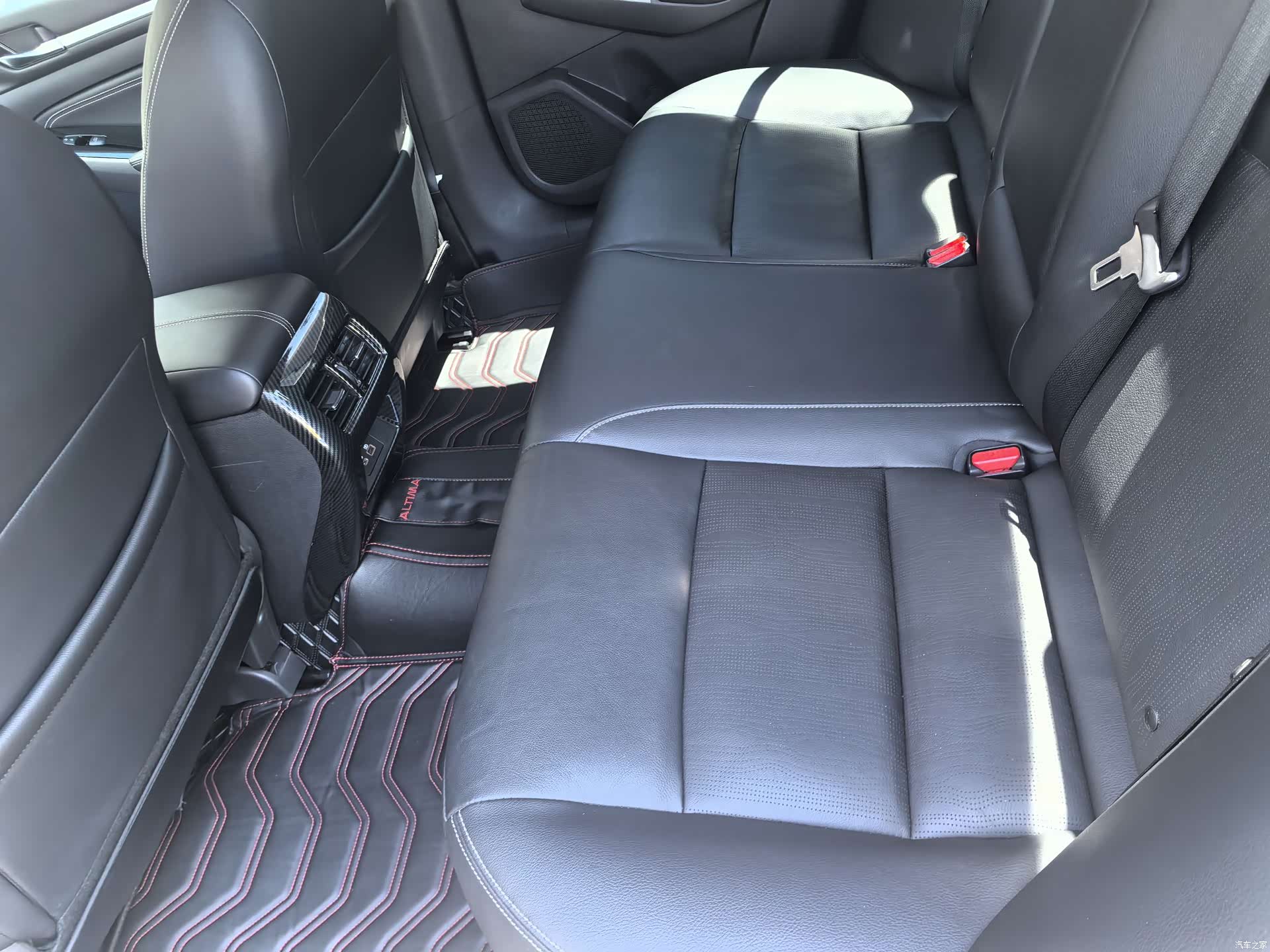 Nissan Teana, 2022 все фото
