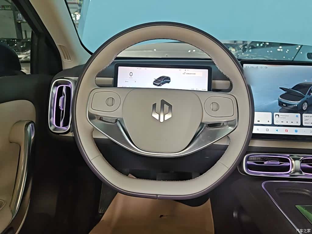 Leapmotor B01, 2025 11