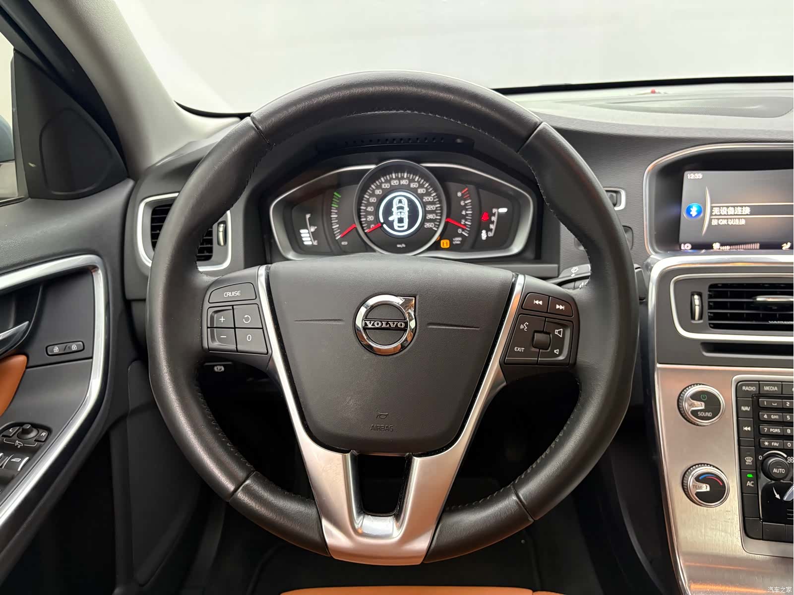Volvo S60, 2019 11