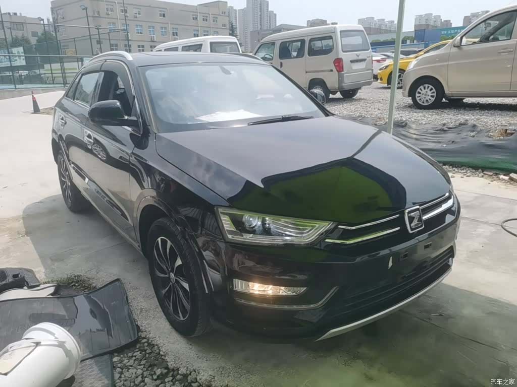 Zotye SR7, 2017 4