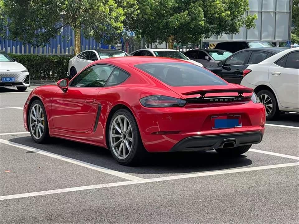 Porsche 718