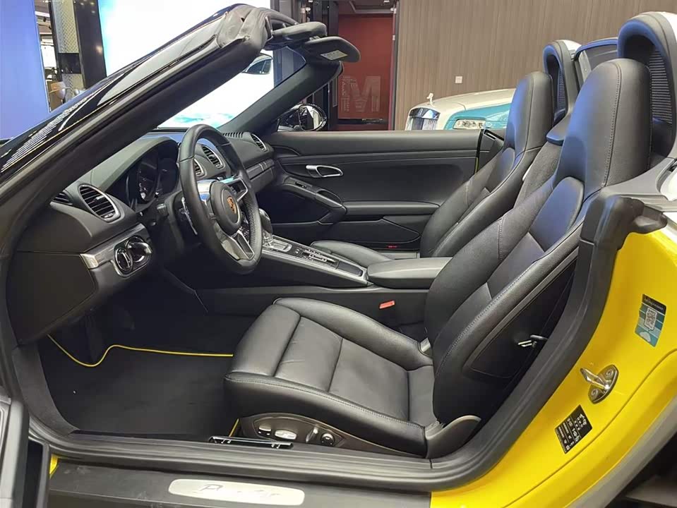 Porsche 718